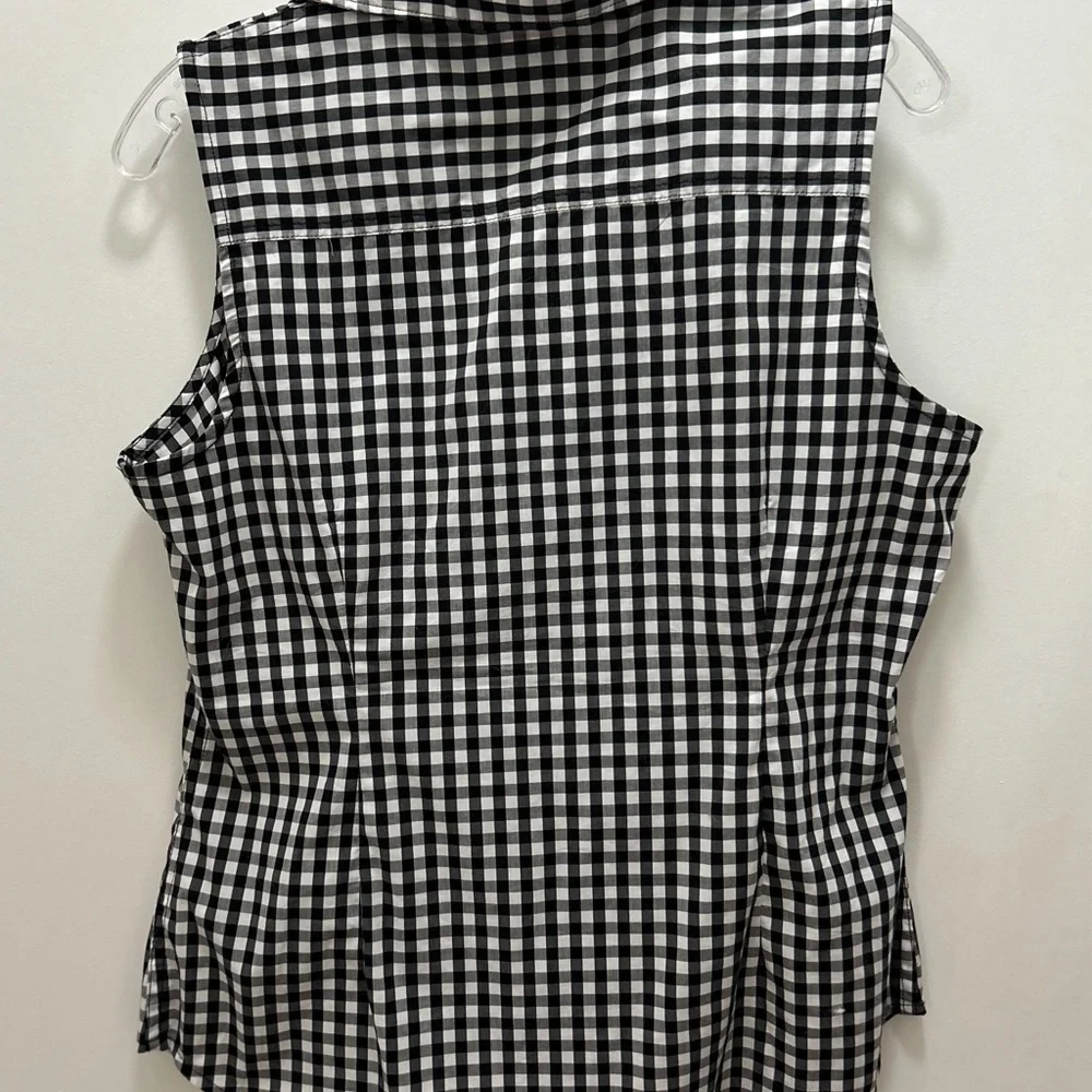 NWT Guess Plaid Shirt - Picture 3 of 3